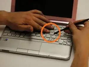 Nettoyage des touches du Toshiba NB205 N330PK