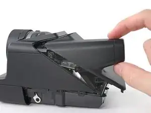 Retrait coque arrière avec trappe compartiment film