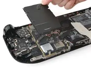 Retrait cache de protection carte mère Steam Deck OLED