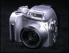 Fujifilm FinePix 2800 Zoom (11 septembre 2001)