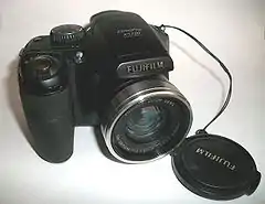 Fujifilm Finepix S5700 Zoom = Fujifilm S700 (22 février 2007)