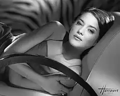 Marion Cotillard, 1999