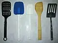 Différents types de spatules.