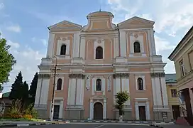 et son église st-Stanislas classée n° 46-109-0002.
