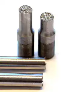 Éprouvette rompue d'un matériau fragile (fonte)